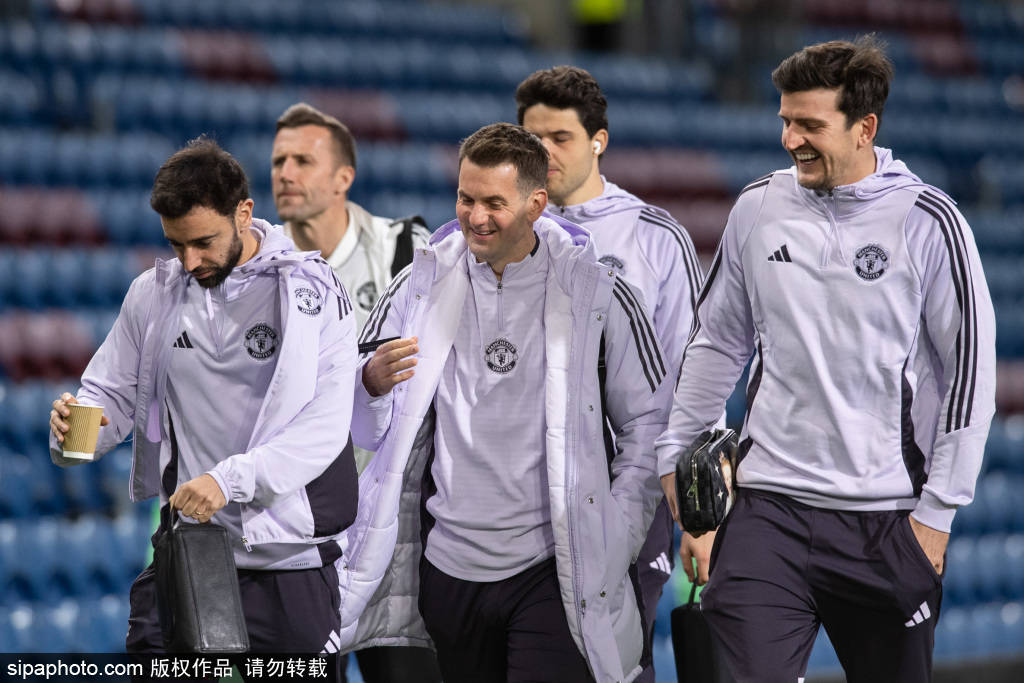 神剧情！舍什科第94分钟反绝杀！曼联3-2再次领先富勒姆！